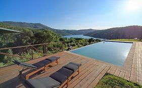 Casas De Gondarem By The Douro Valley